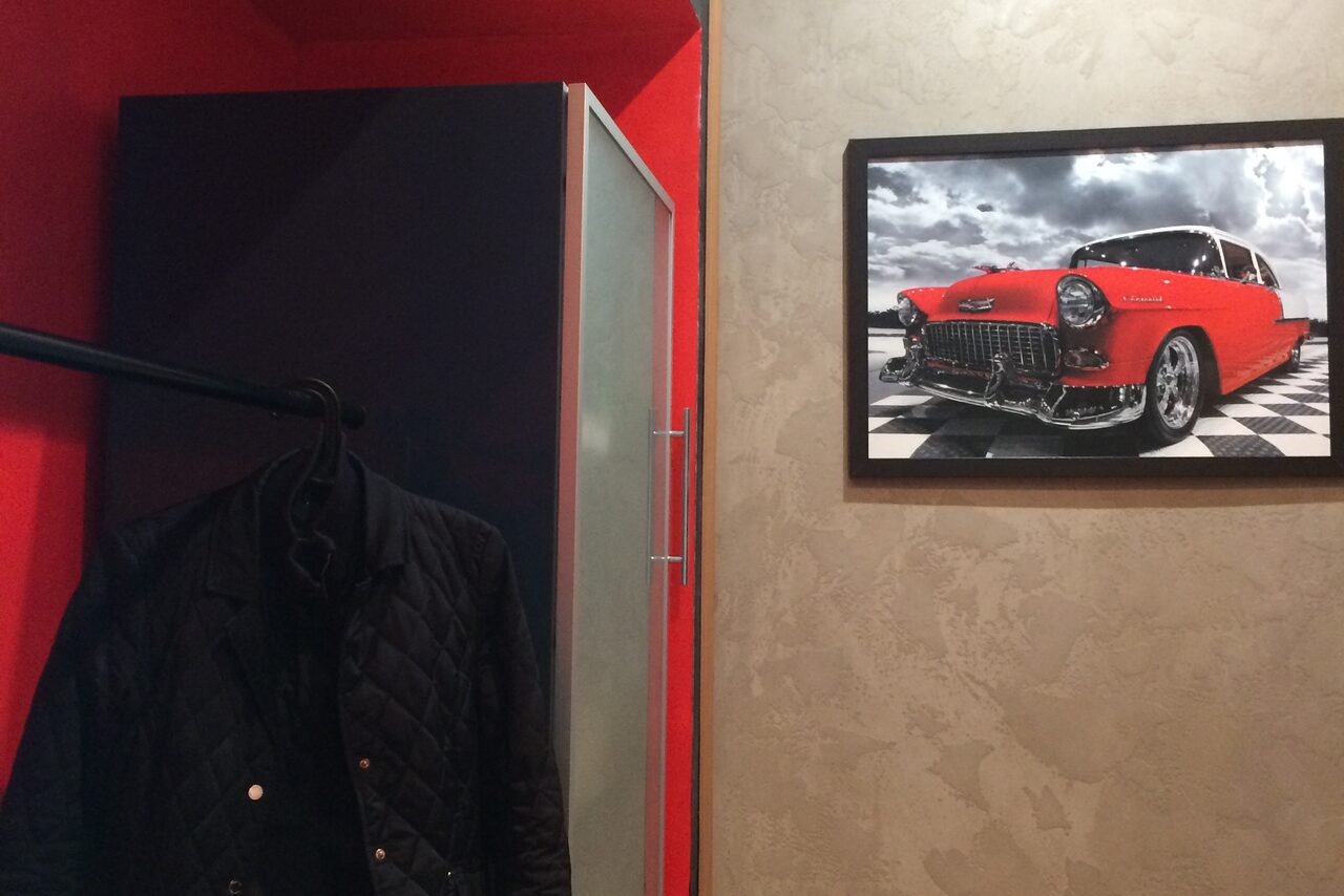 Арендовать Мини-лофт с кухней