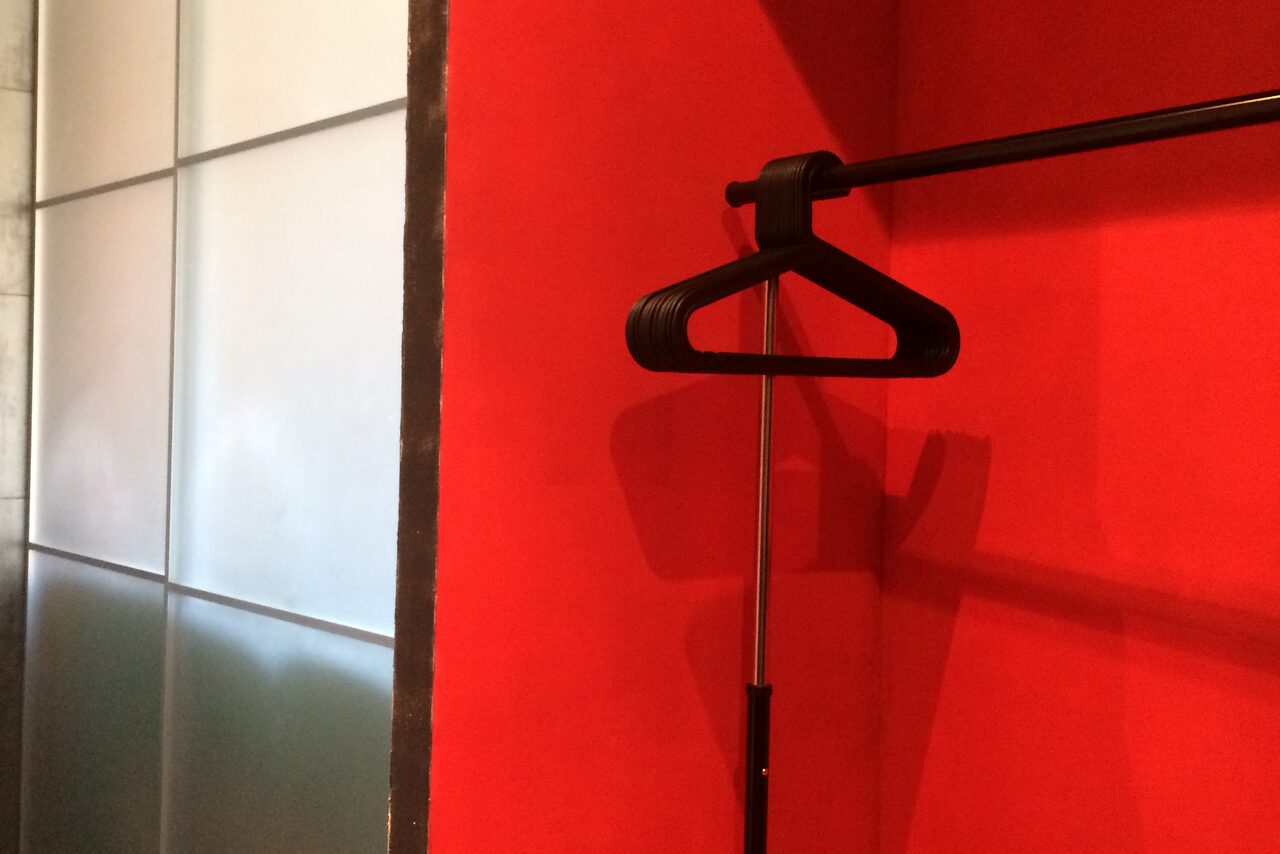 Арендовать Мини-лофт с кухней