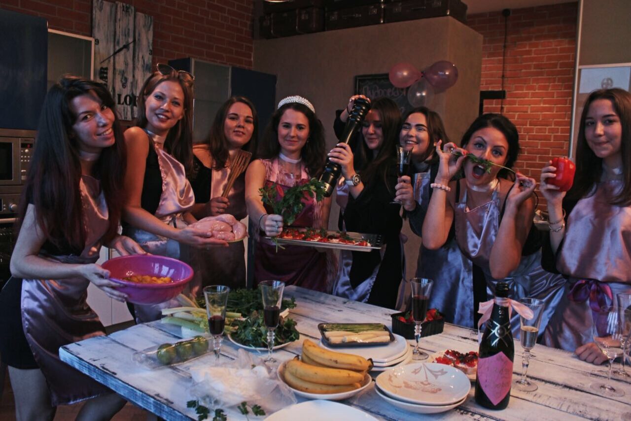 Арендовать Мини-лофт с кухней