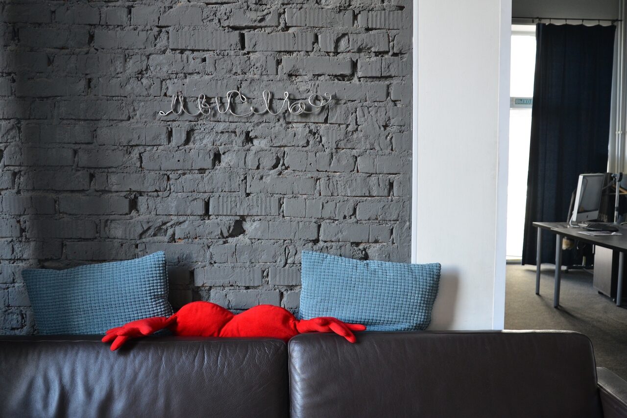 Арендовать Флакон Двухъярусный лофт с кухней 