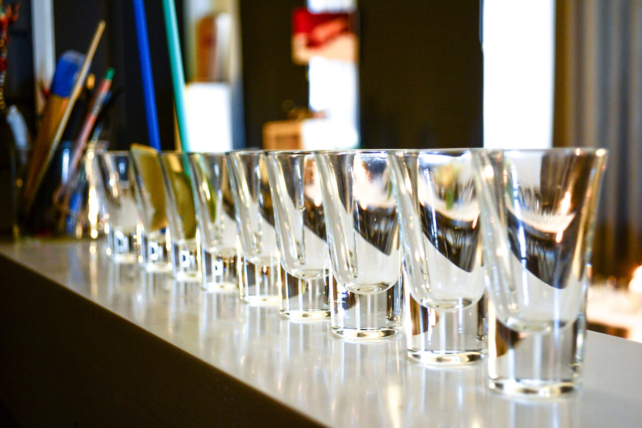 Арендовать Флакон Двухъярусный лофт с кухней 