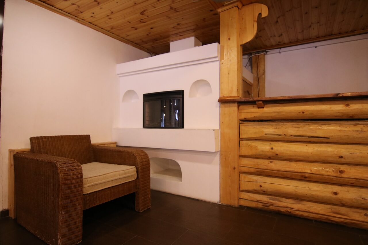 Арендовать Русский зал в Усадьбе Ромашково