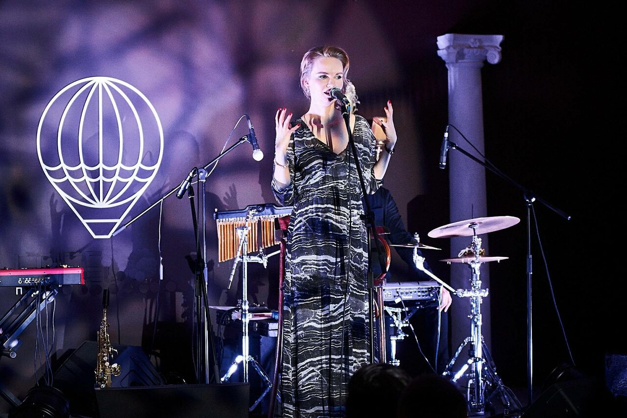 Арендовать Концертный зал со сценой, звуком и светом