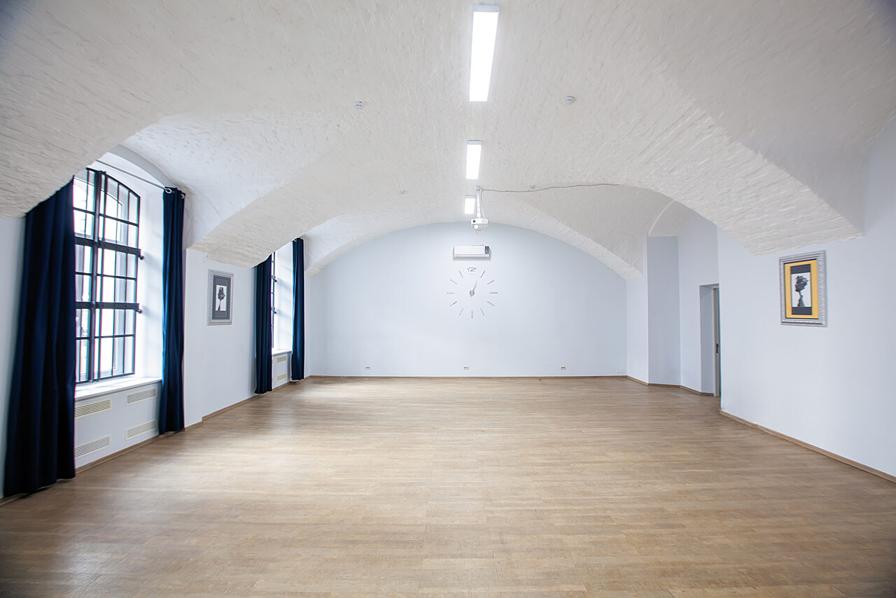 Арендовать  Конференц-зал в отеле