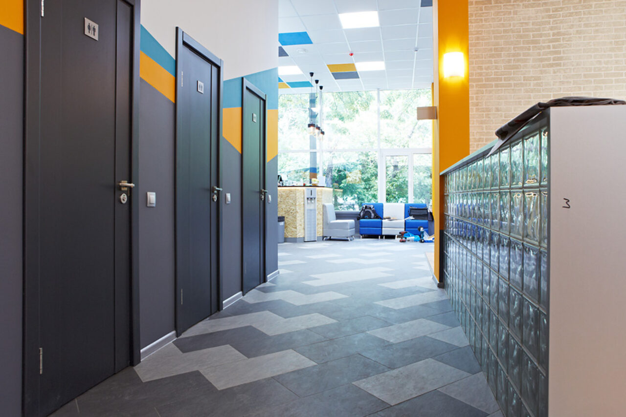 Арендовать Ивара Зал с хореографическими станками 