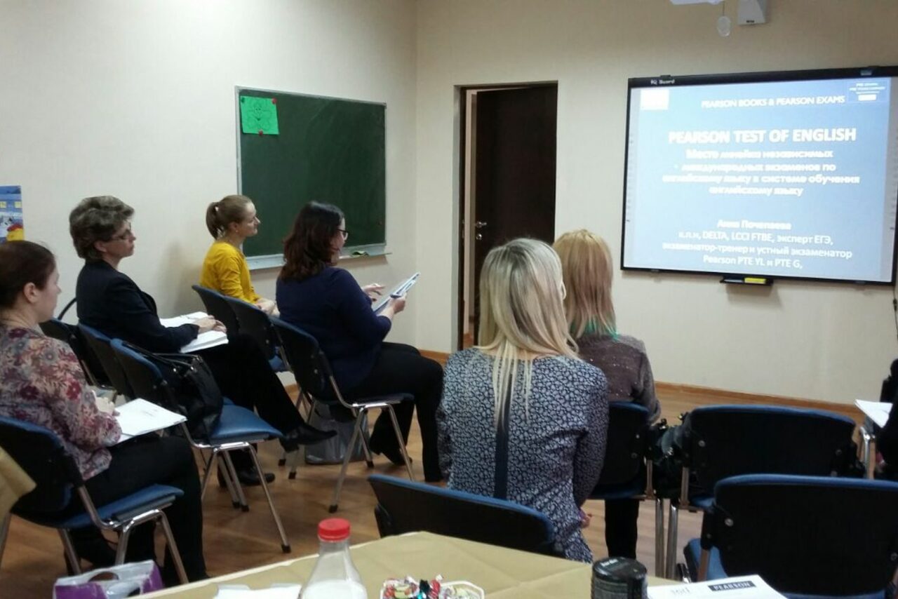 Арендовать Просторное светлое помещение для проведения семинаров
