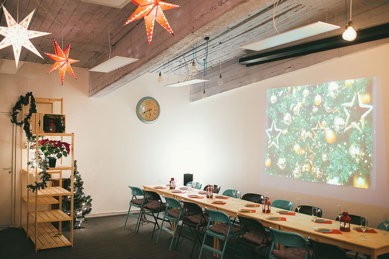 Арендовать Светлый лофт в центре СПб