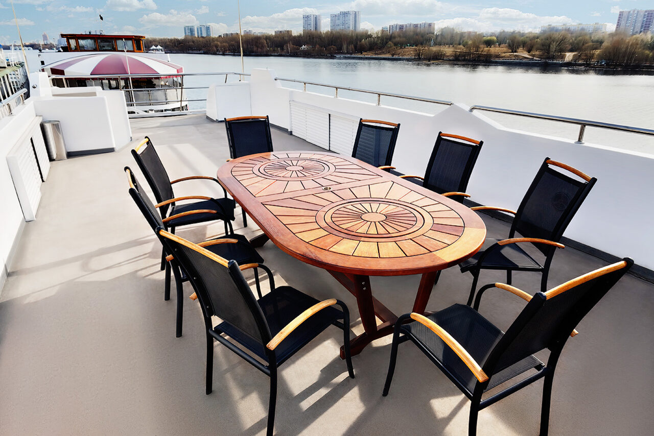 Арендовать Самая большая яхта Москвы