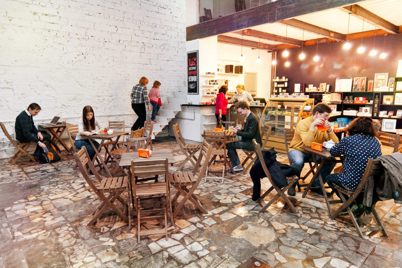 Арендовать Воркплейс "Академия на Фабрике" Творческое пространство 