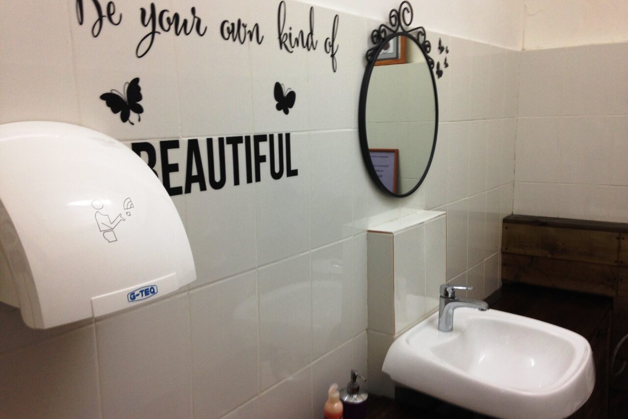 Арендовать АнтиКафе Time Off