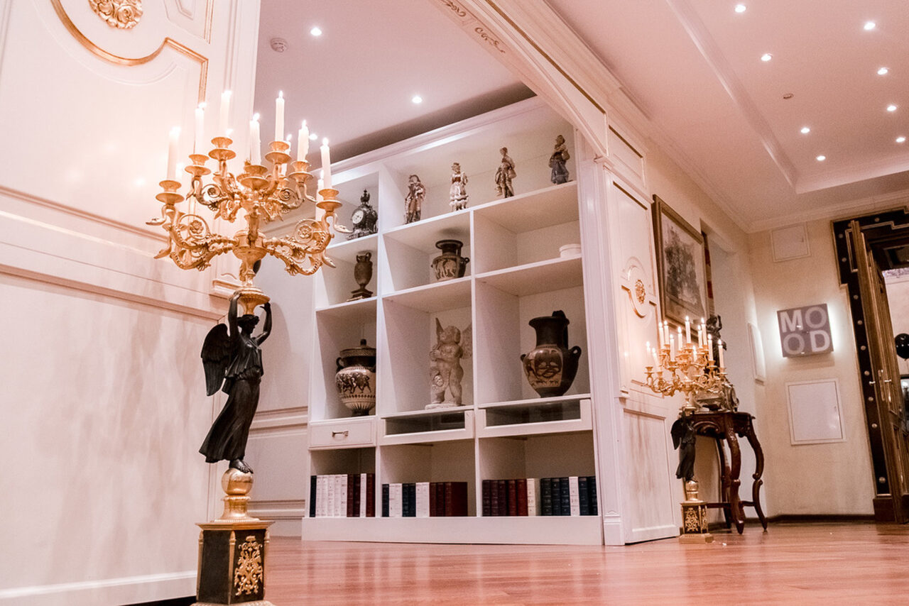 Арендовать Арт-лофт в стиле классицизм