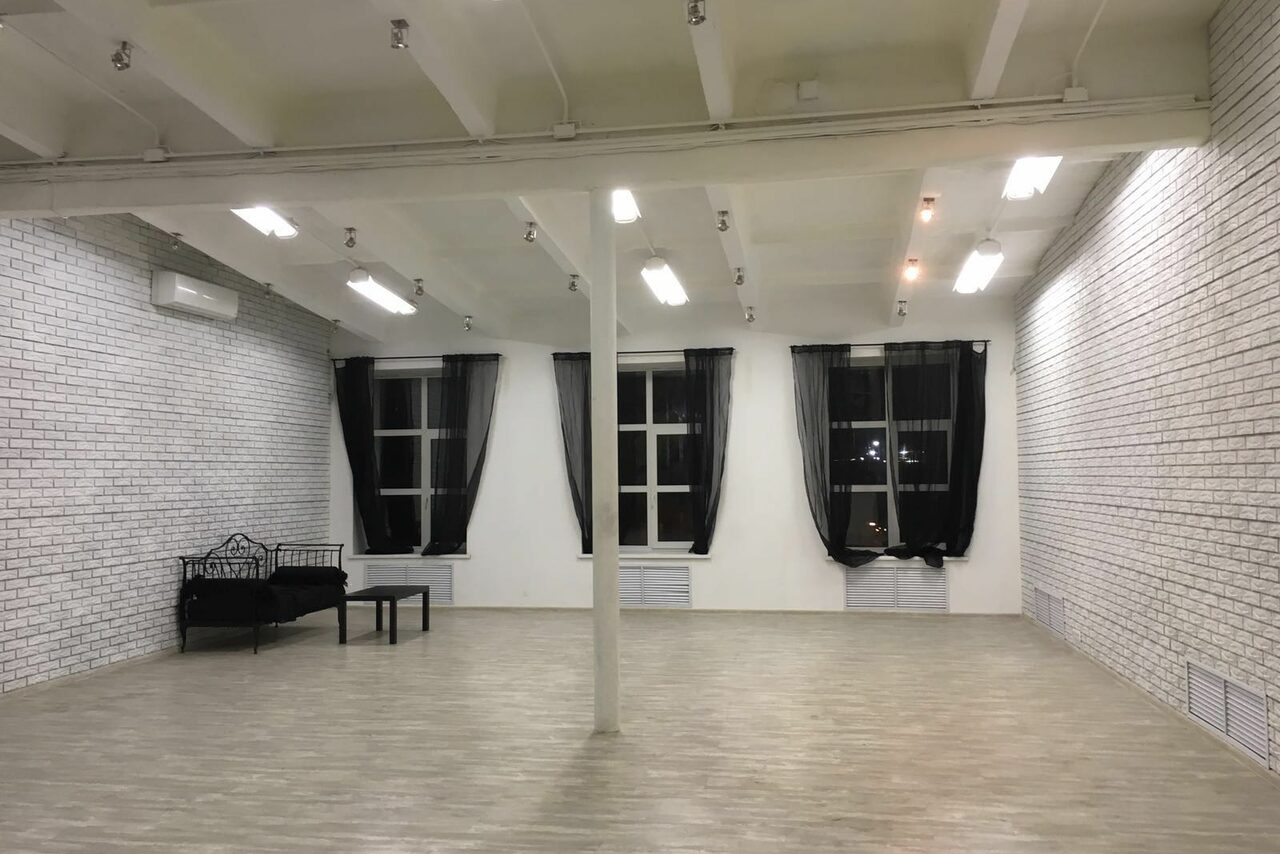 Арендовать Лофт Империя Светлое лофт-пространство