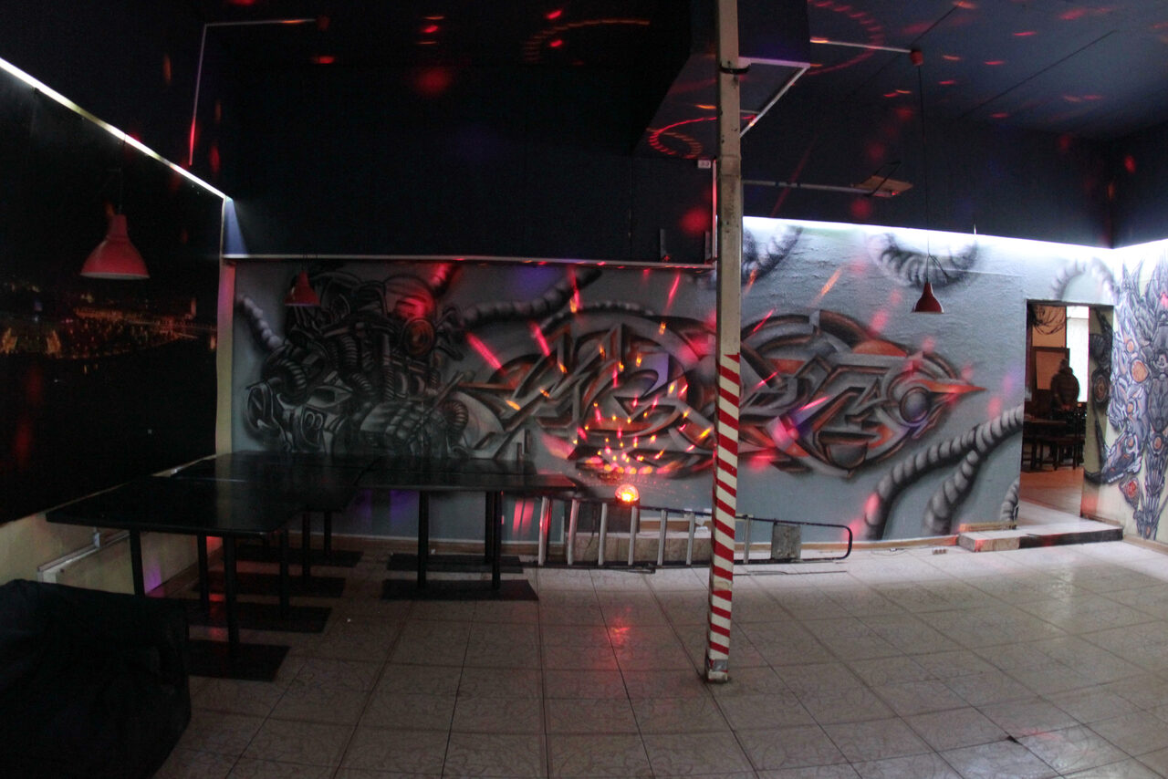 Арендовать Лофт с подвалом