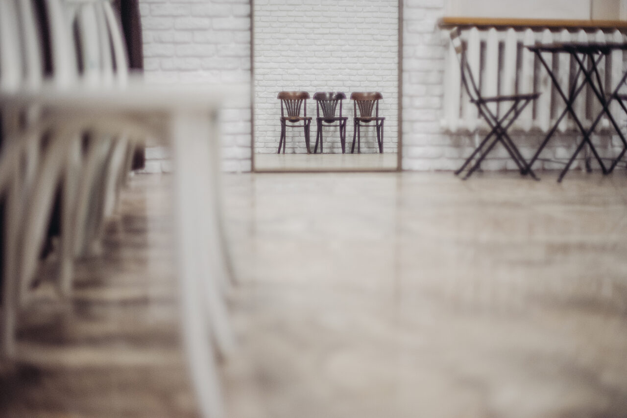 Арендовать Мастерская на Кулишках с фактурными стенами 