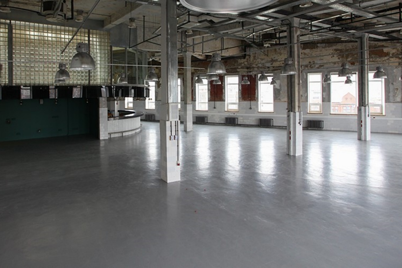 Арендовать Rooftop Дизайнерский лофт с видом на Москву-реку