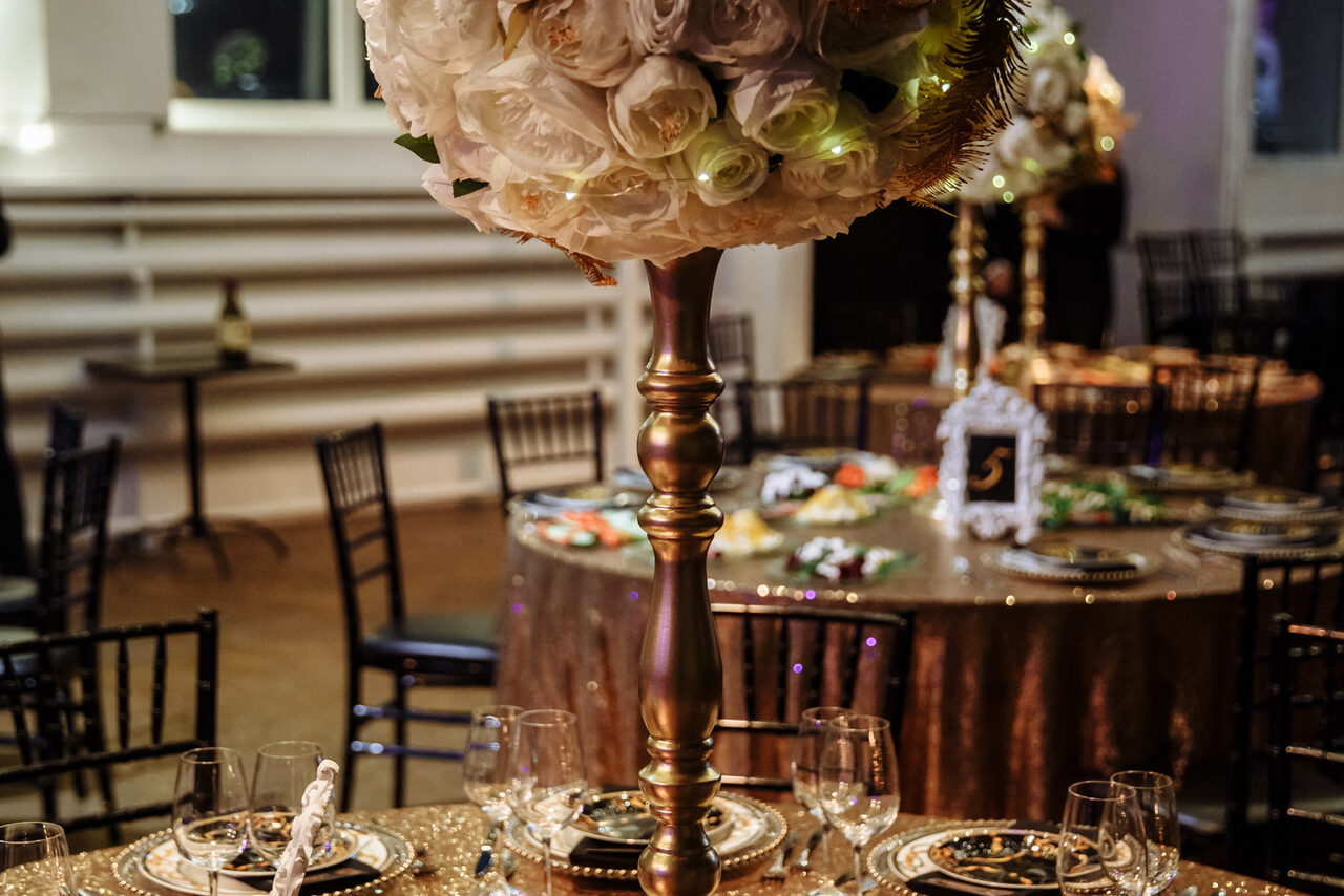 Арендовать Лофт "МОДУЛЬ" Брутальный лофт с барной стойкой