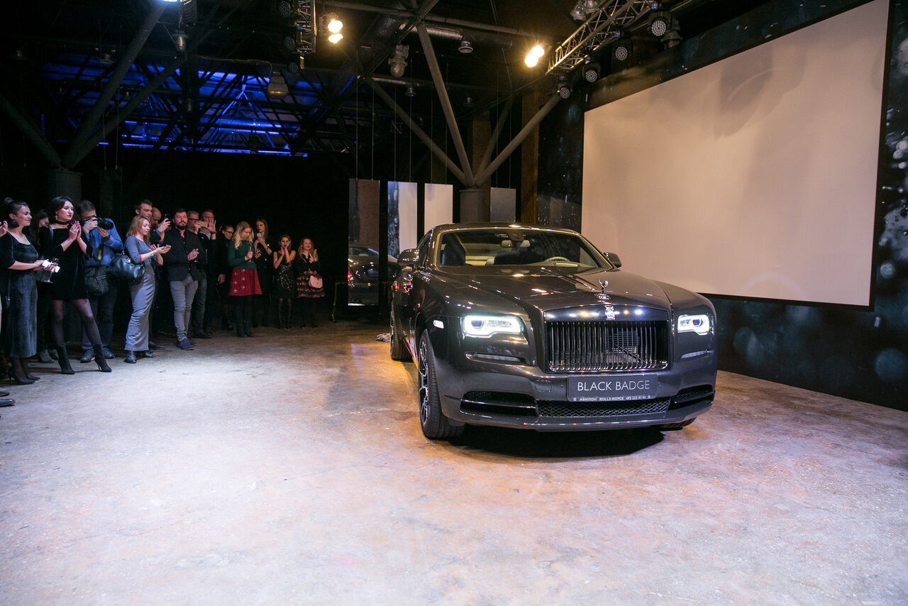 Арендовать Лофт "МОДУЛЬ" Брутальный лофт с барной стойкой