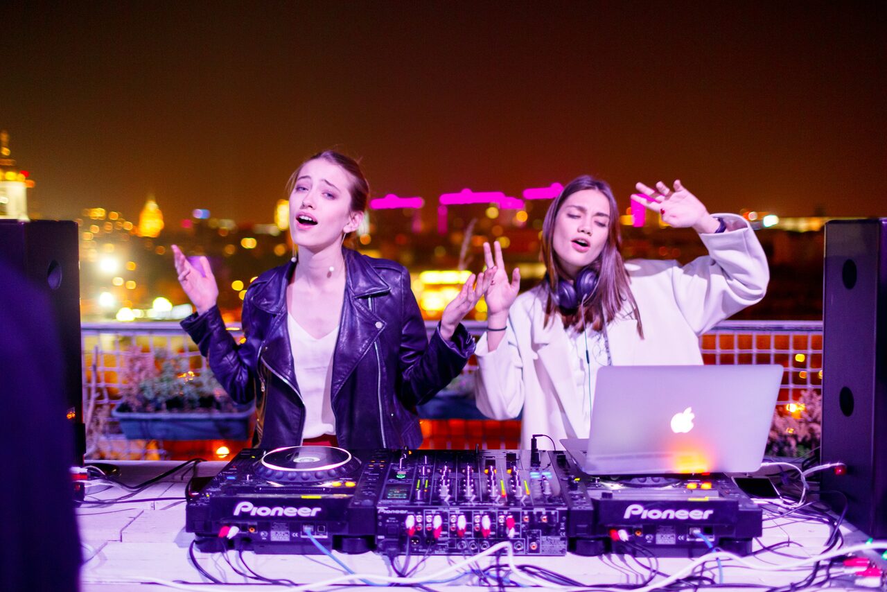 Арендовать Fantomas Rooftop Лофт с видом на Кремль 