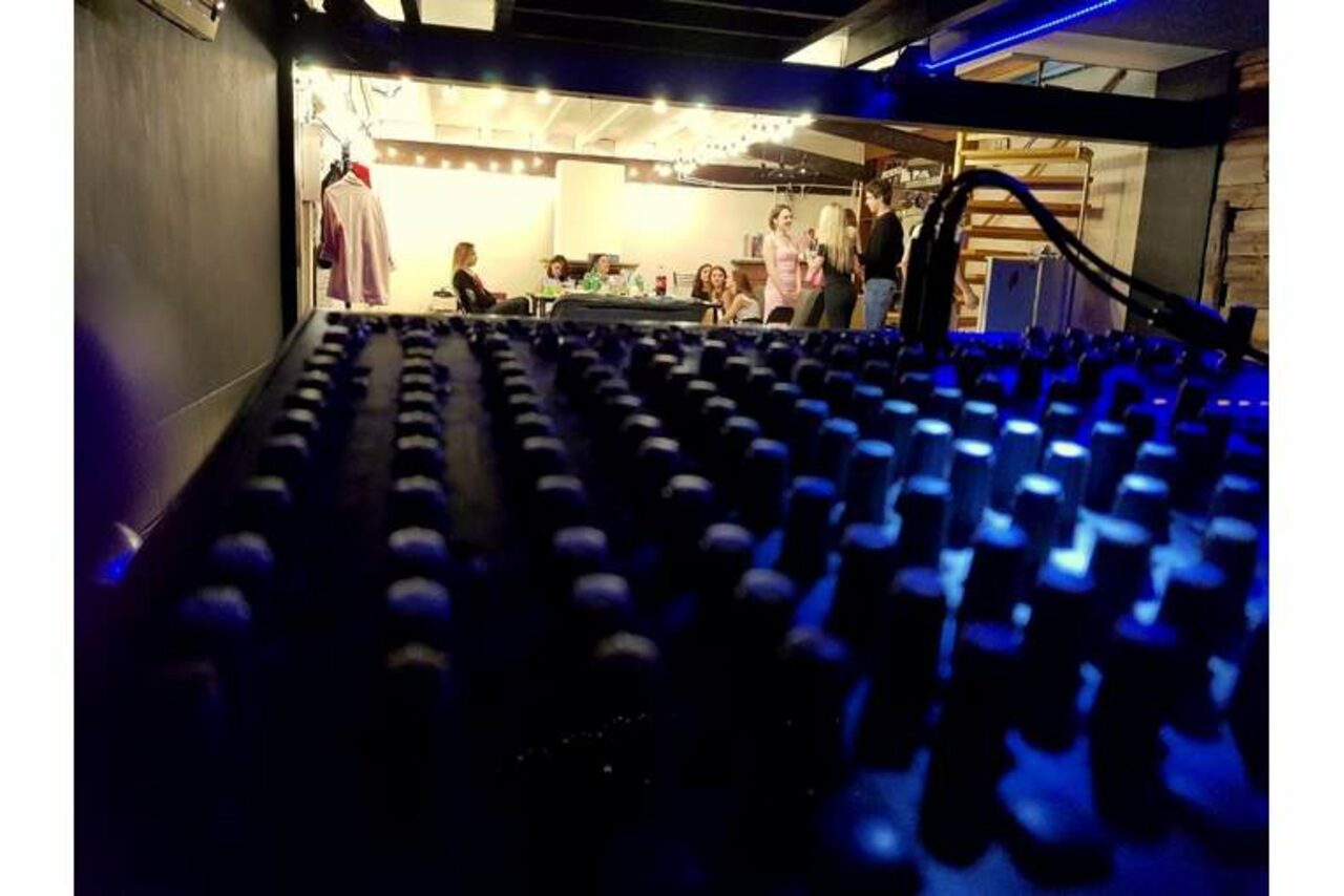 Арендовать лофт с камином и мансардой