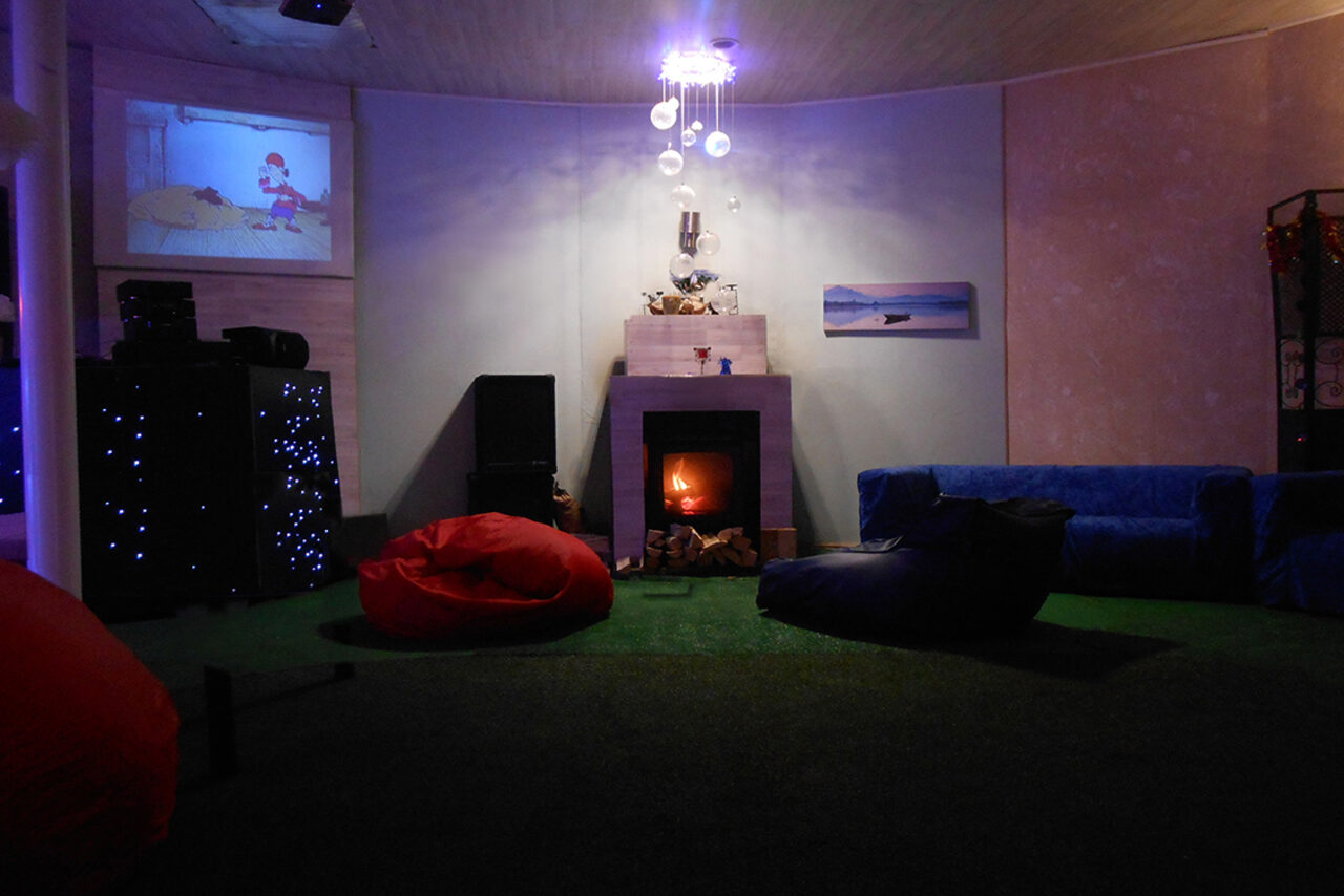 Арендовать Лофт в сказочном саду 