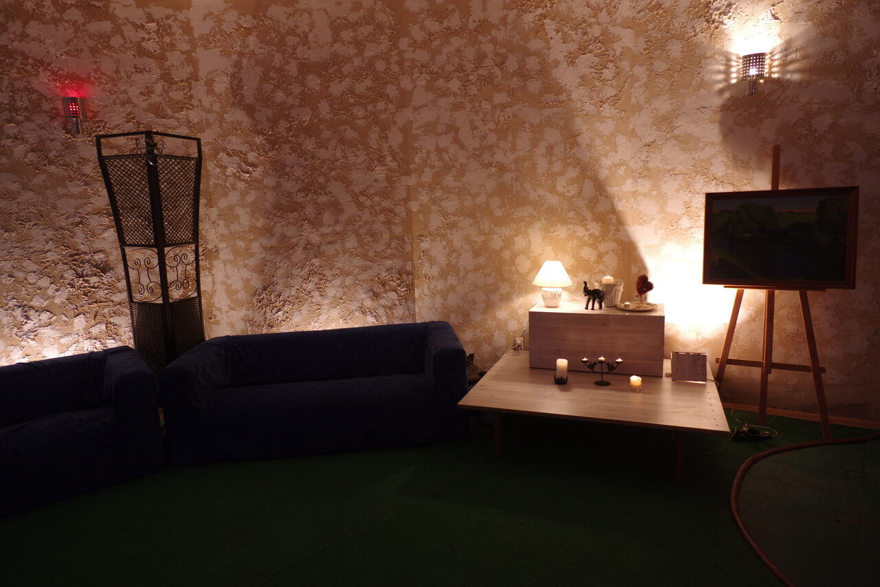 Арендовать Лофт в сказочном саду 