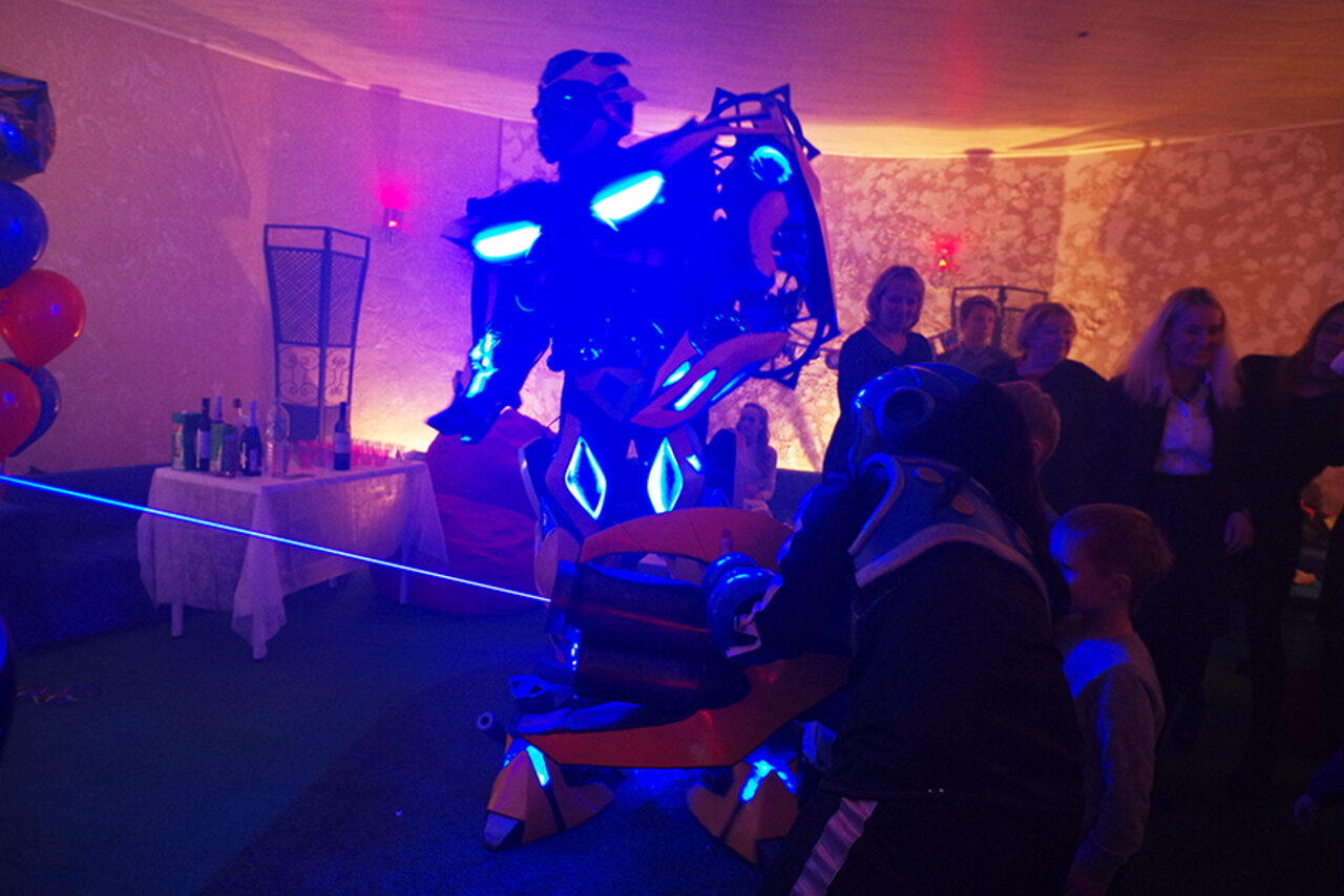 Арендовать Лофт в сказочном саду 