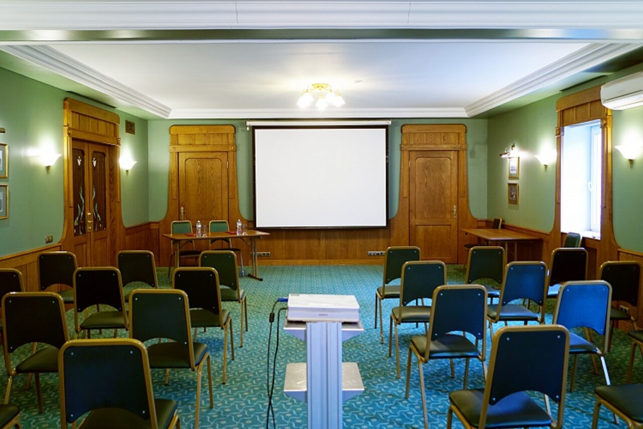 Арендовать Конференц-зал гостиницы "Адмиралтейская"