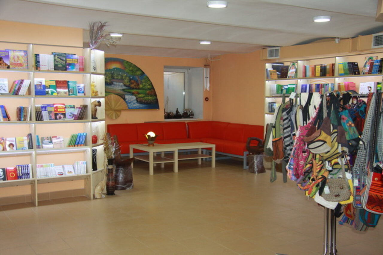 Арендовать Центр Просветление - Atawaka