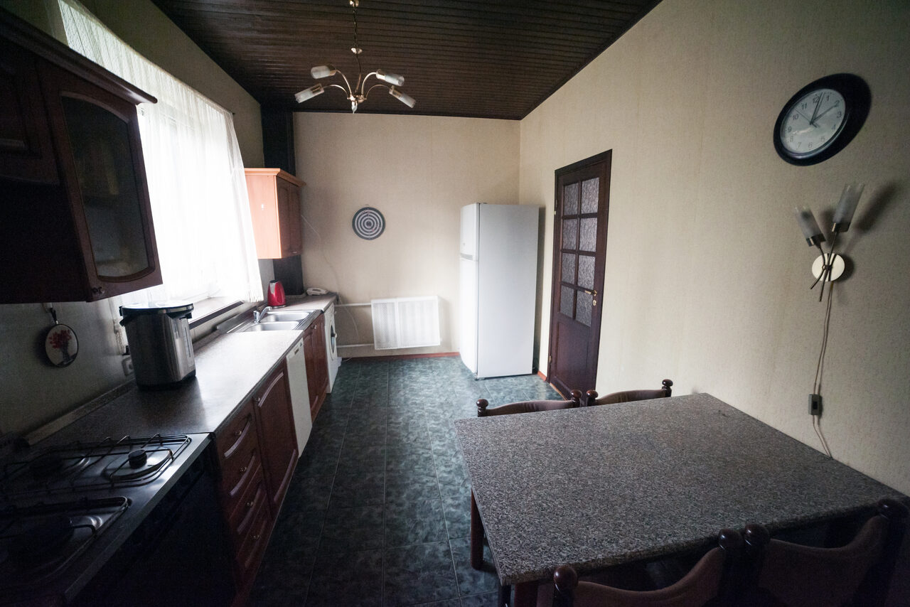 Арендовать Двухэтажный коттедж за городом