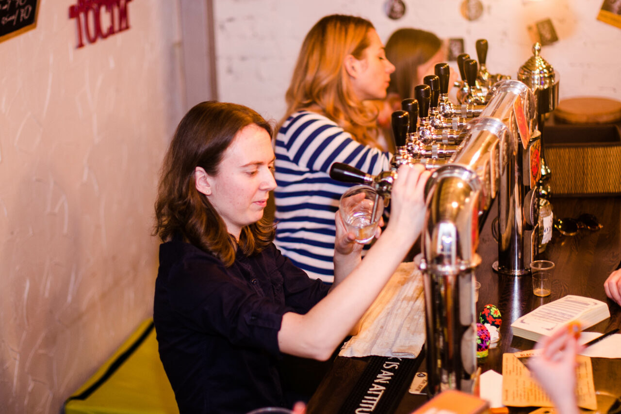 Арендовать Второй этаж бара 