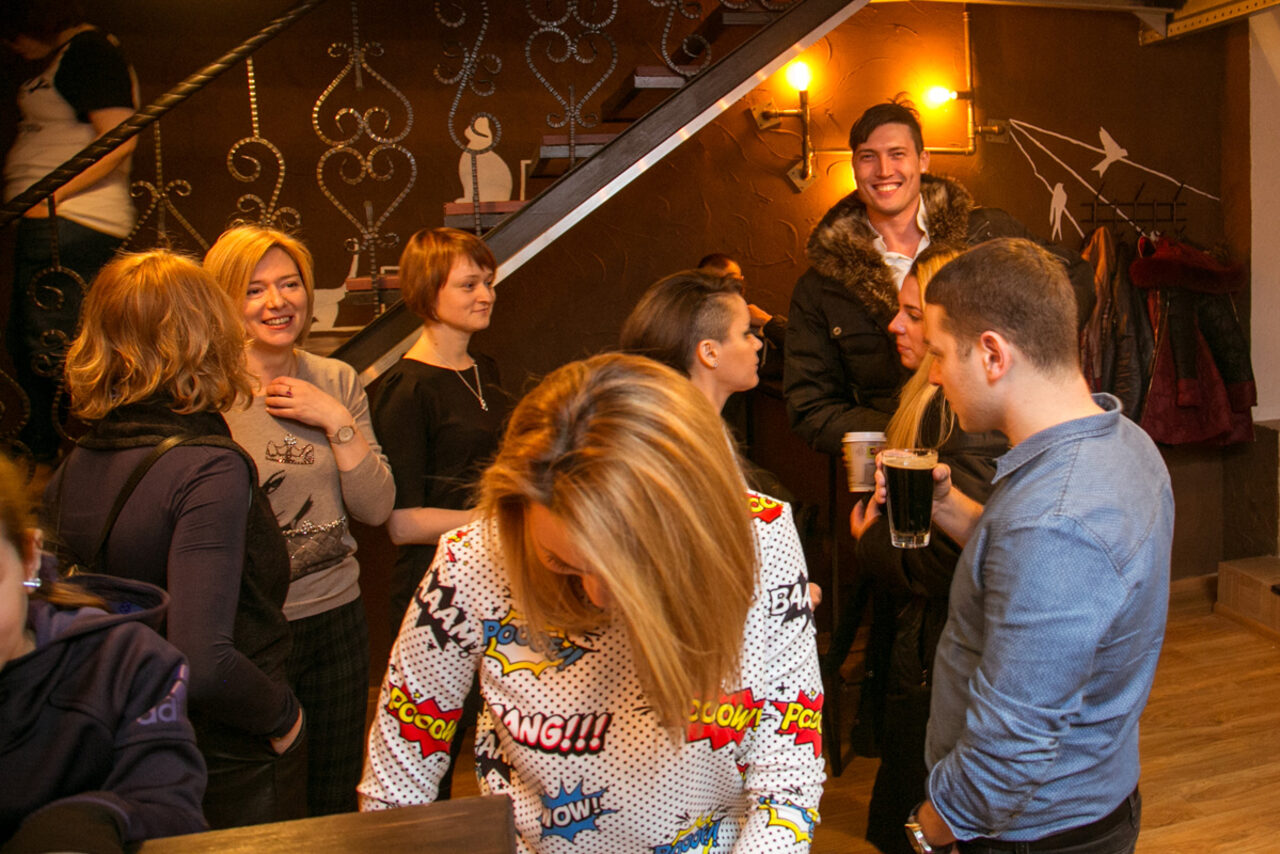 Арендовать Второй этаж бара 