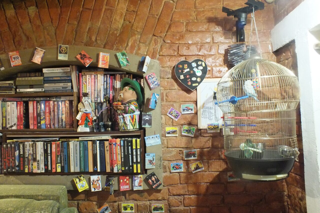 Арендовать Атмосферный бар