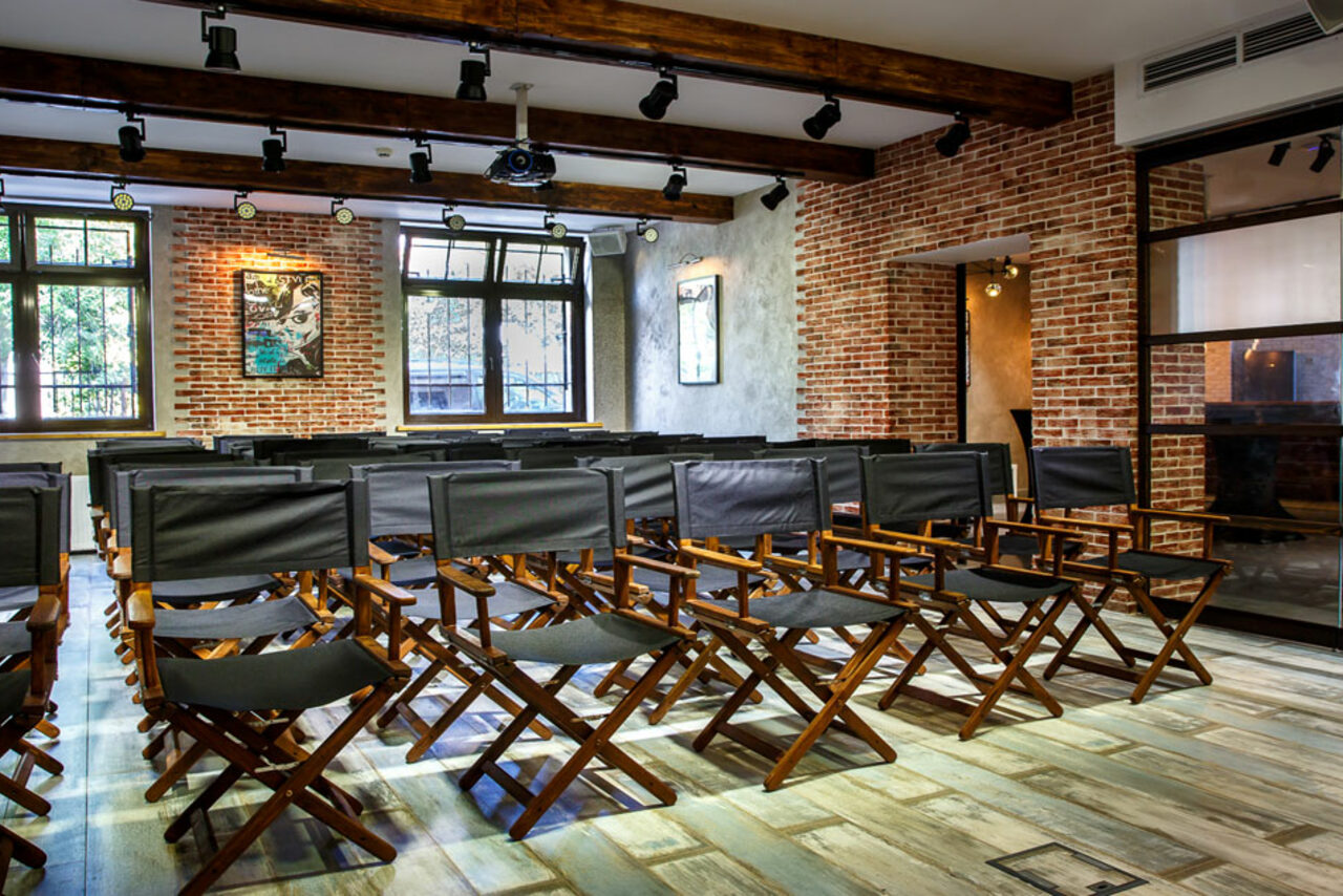 Арендовать Лофт Denisovsky Deluxe Лакшери лофт на Бауманской