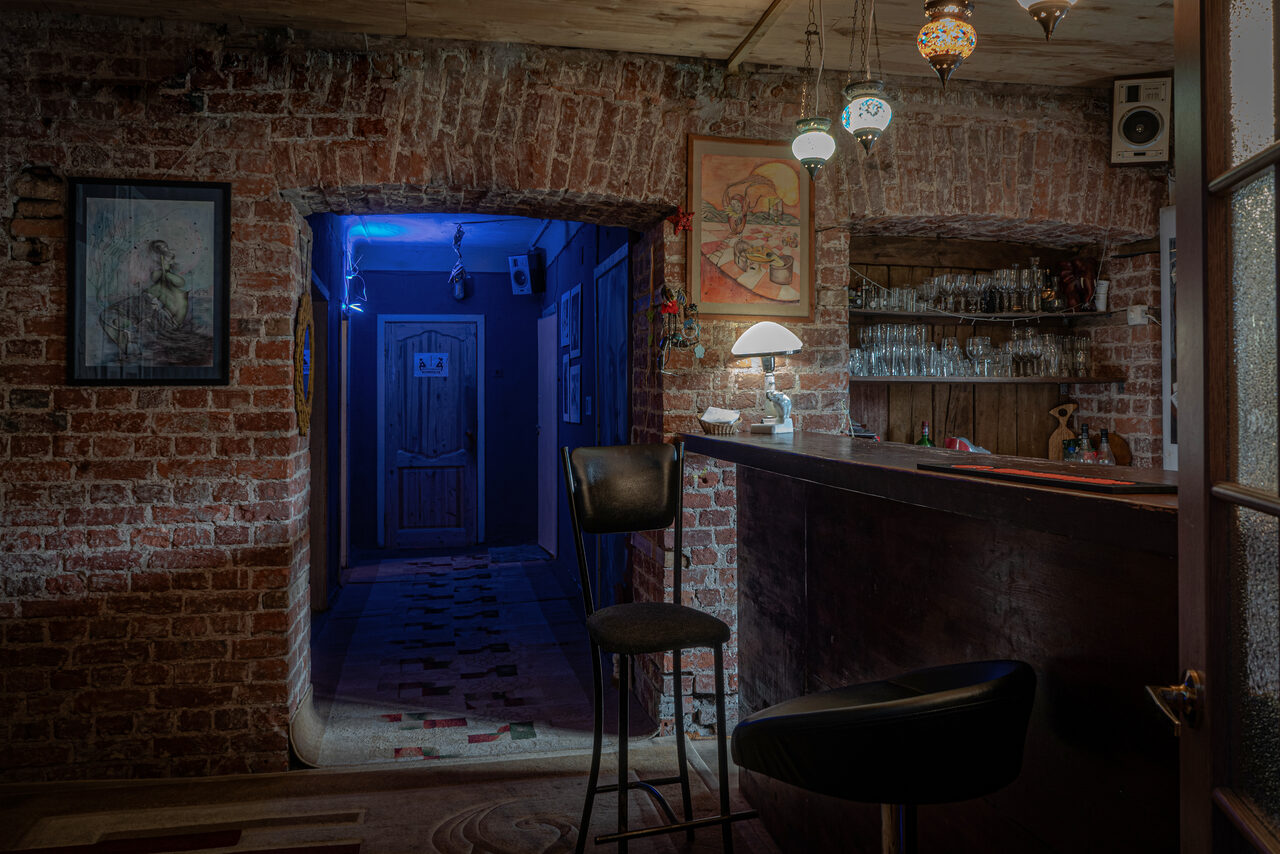 Арендовать Музыкальный дом Slondoneba. Лофт со сценой