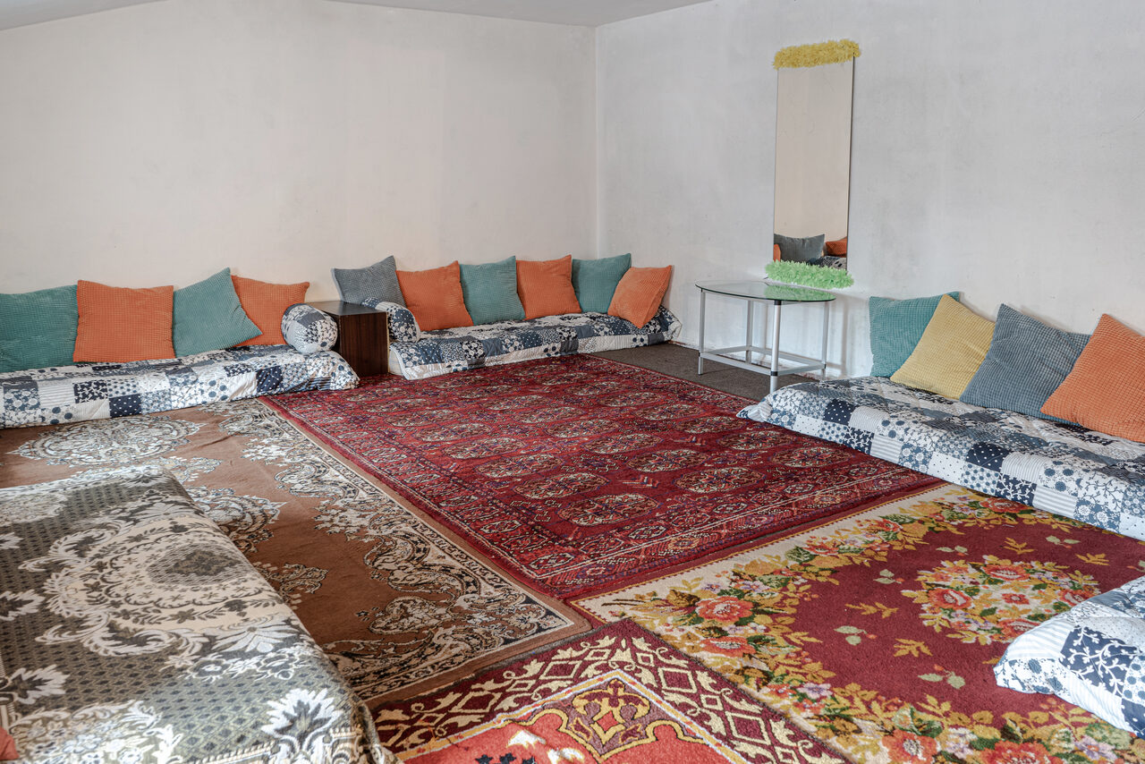 Арендовать Музыкальный дом Slondoneba. Лофт со сценой