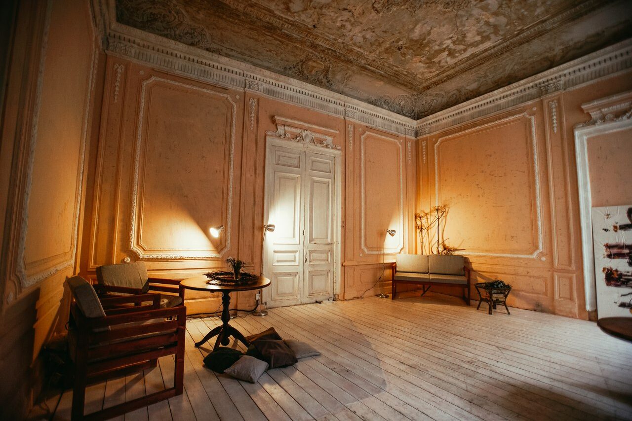 Арендовать Голицын Холл. Лофт с видом на Фонтанку 