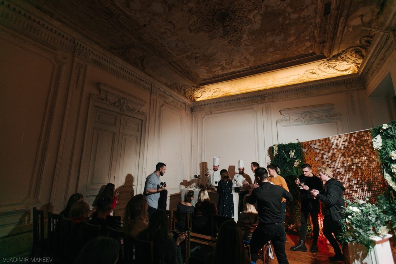 Арендовать Голицын Холл. Лофт с видом на Фонтанку 