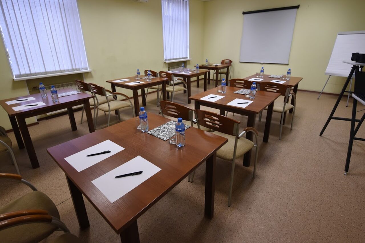 Арендовать City Hotel Group