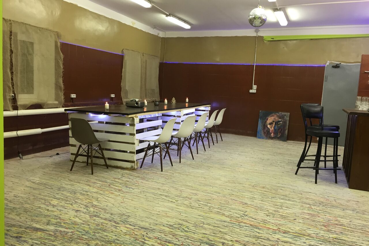 Арендовать Неформальный лофт