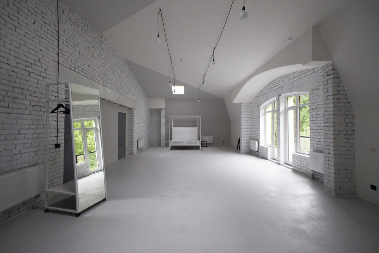 Арендовать Резиденция искусств и технологий Особняк с мансардой