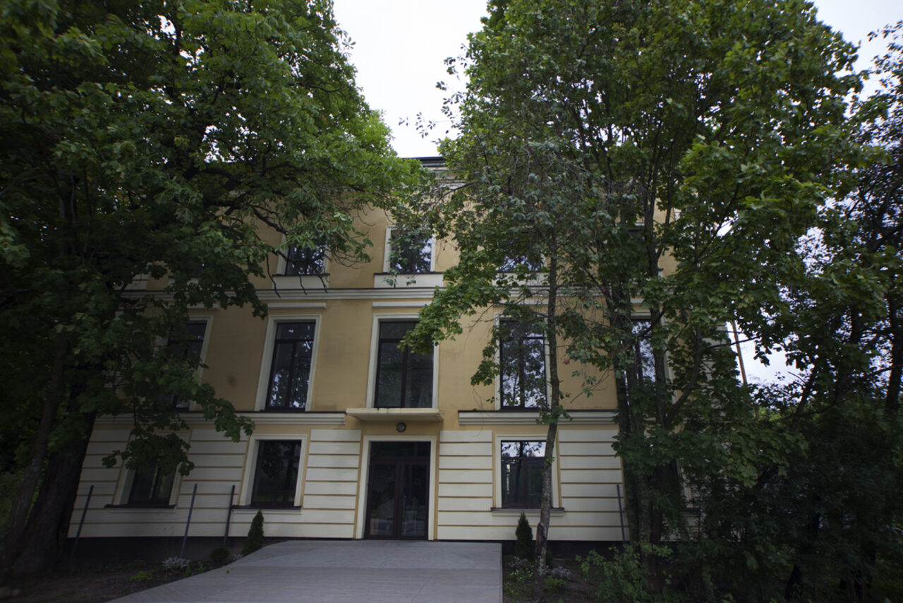 Арендовать Резиденция искусств и технологий Особняк в Петергофе