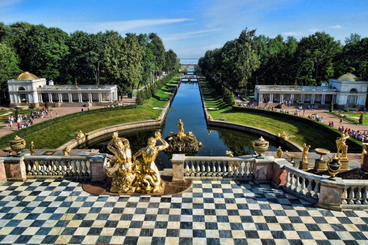 Арендовать Резиденция искусств и технологий Особняк в Петергофе