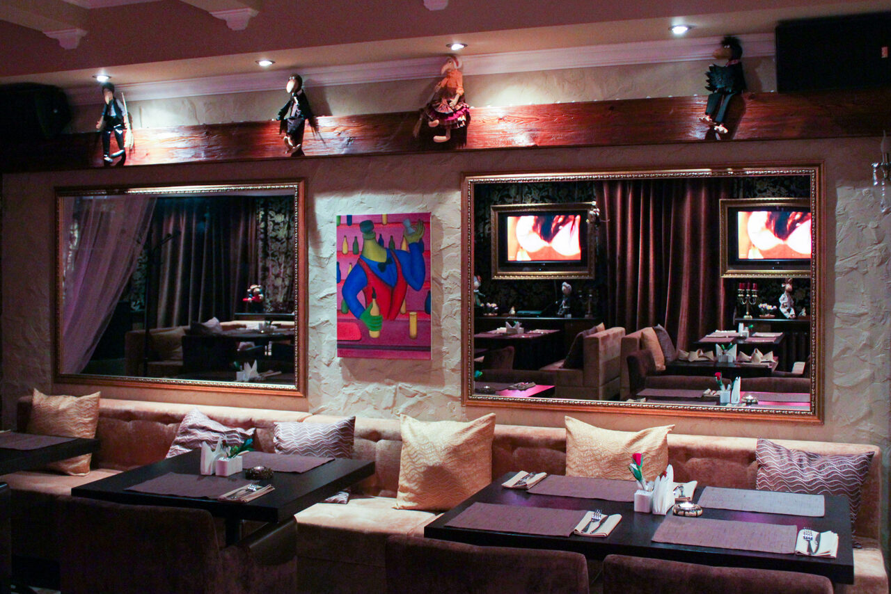 Арендовать Party Cafe. Лофт с танцполом