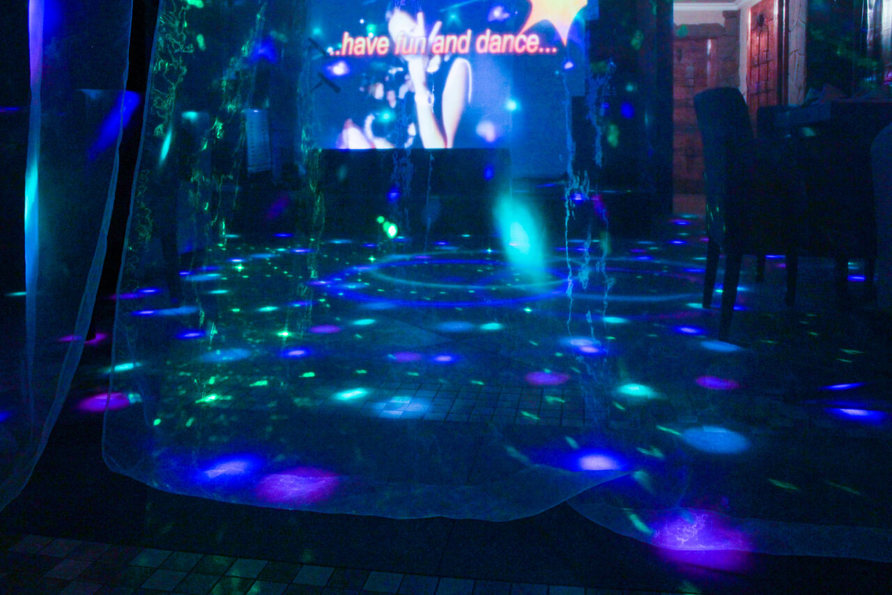 Арендовать Party Cafe. Лофт с танцполом