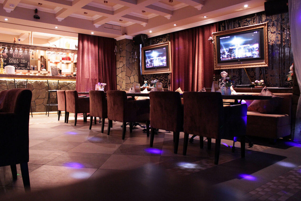 Арендовать Party Cafe. Лофт с танцполом