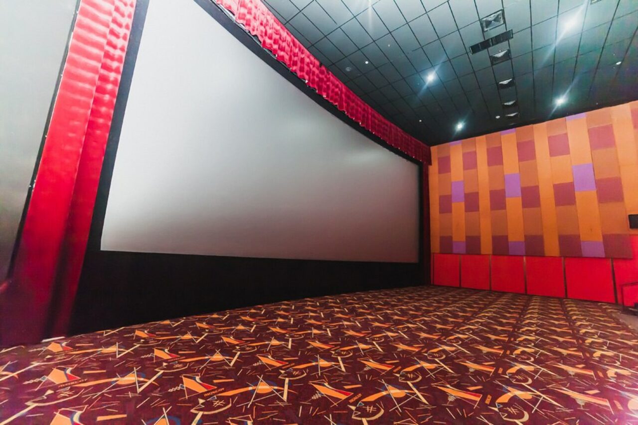 Арендовать Люксор Кинозал в Санкт-Петербурге