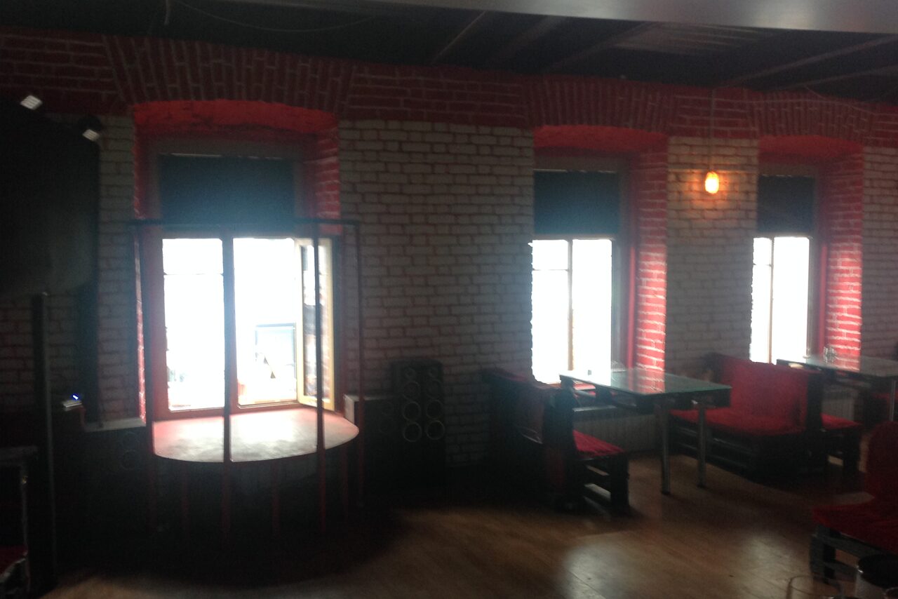 Арендовать Лофт с баром в центре