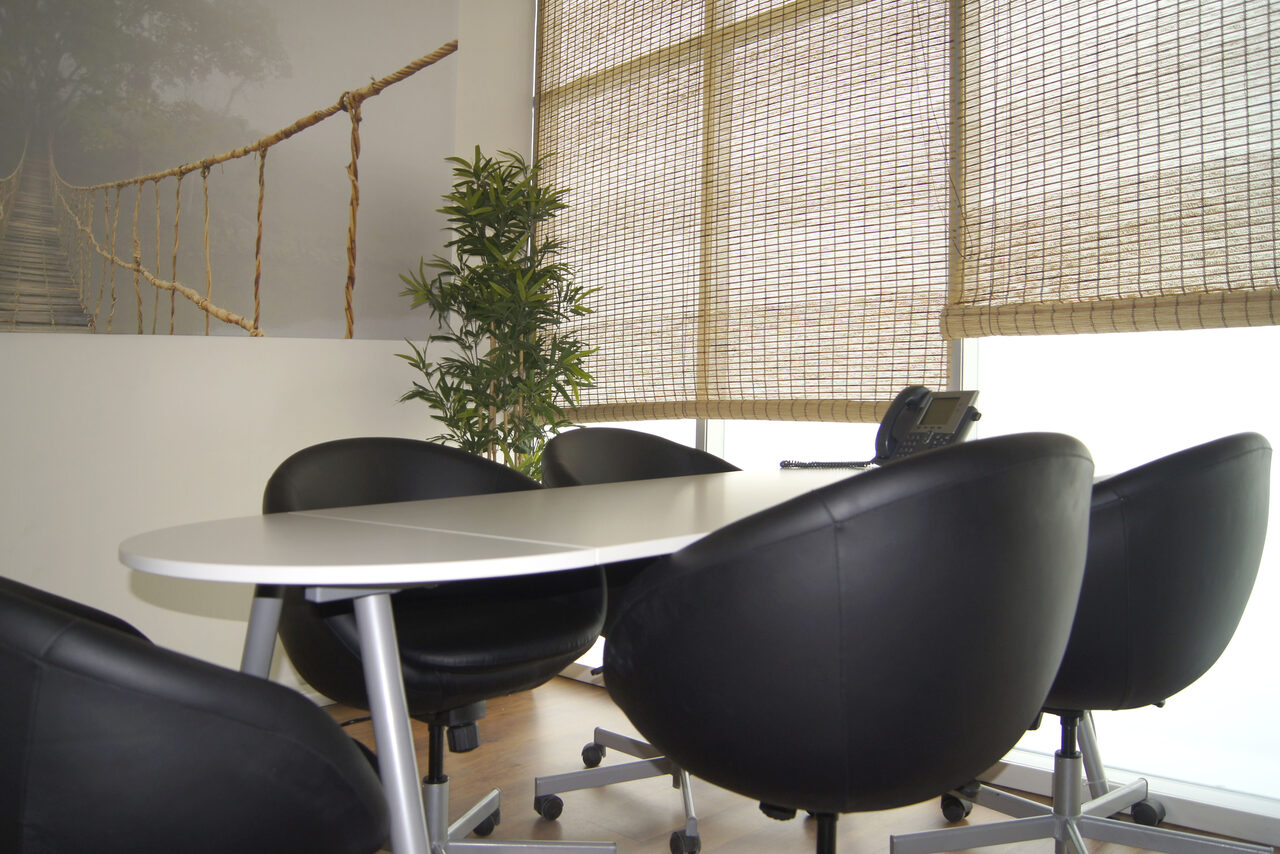 Арендовать Коворкинг ОАК Переговорная комната в Свиблово