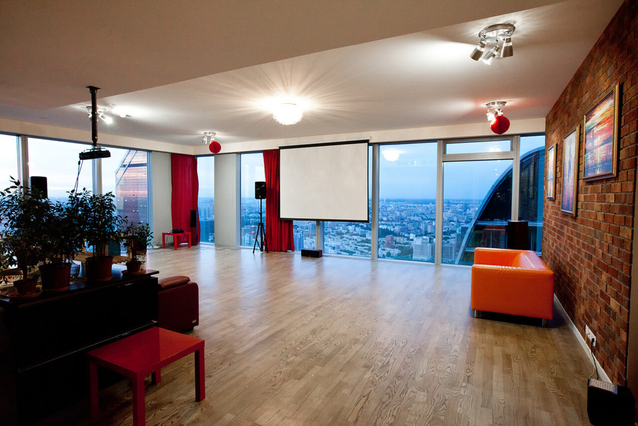 Арендовать Конференц зал на 60м этаже