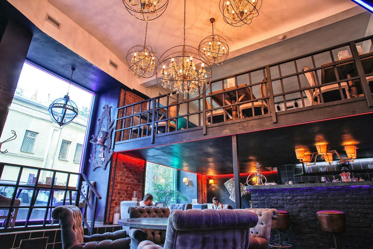 Арендовать Двухуровневое кальянное пространство